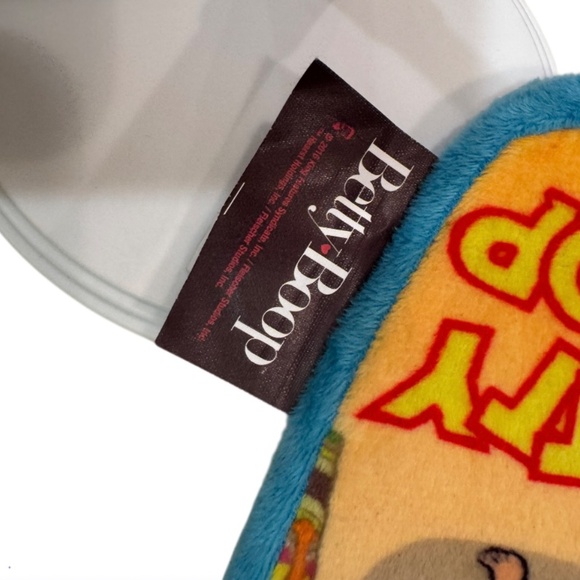 Betty Boop Surfboard Plush - Blue and Yellow - Picture 4 of 9